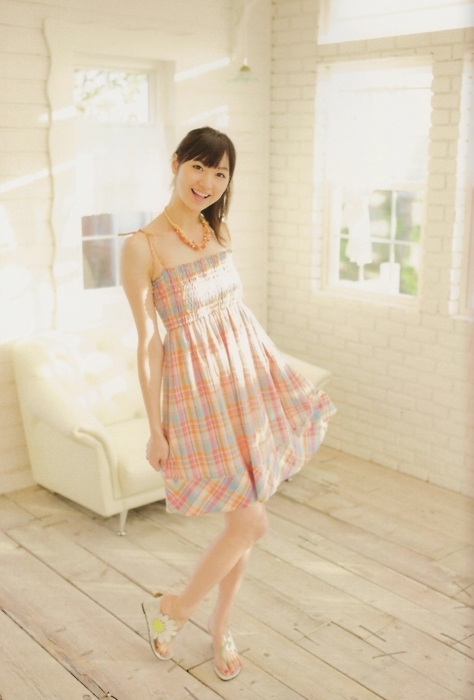 户松遥用vr技术亲手投喂宅男