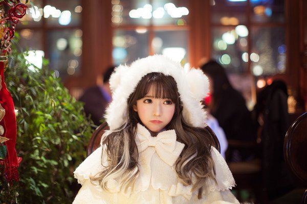 玩家趣图合集 > 伪娘coser涉嫌抄袭yurisa作品  支持