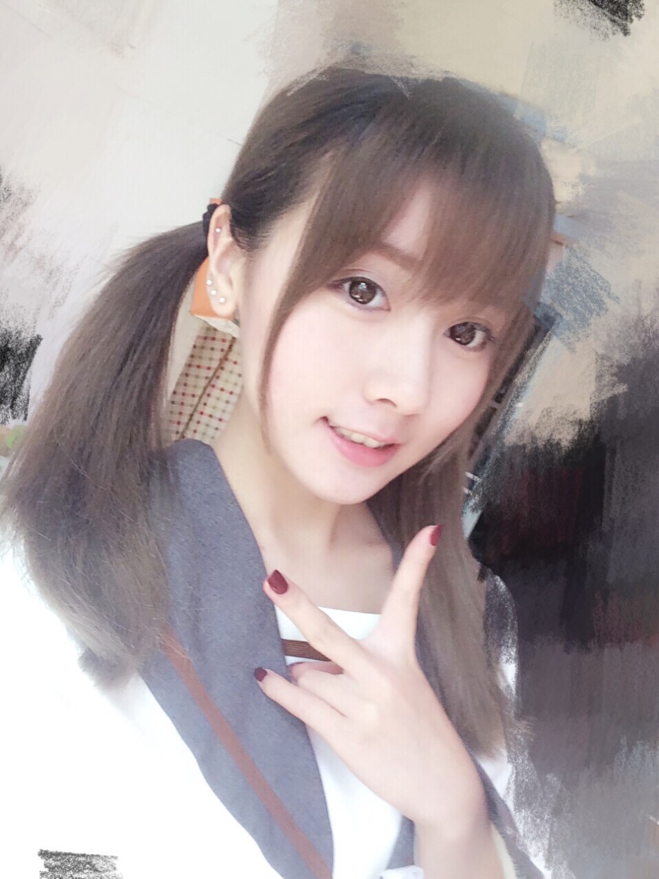 14岁萌妹coser被调戏实录