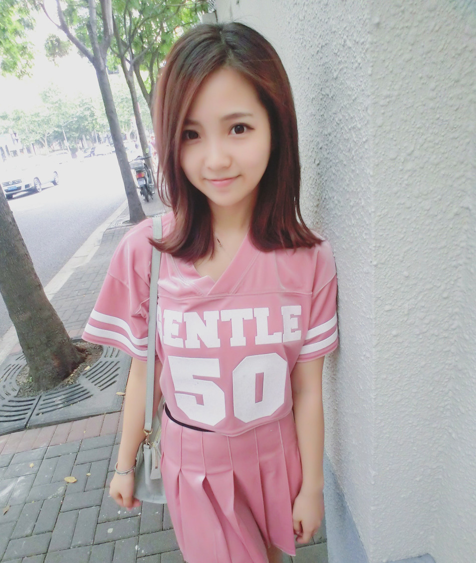 > 激萌showgirl陆佳璐