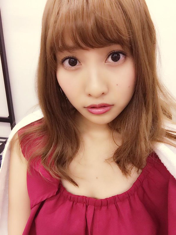 少女初长成 f杯少女双马尾写真