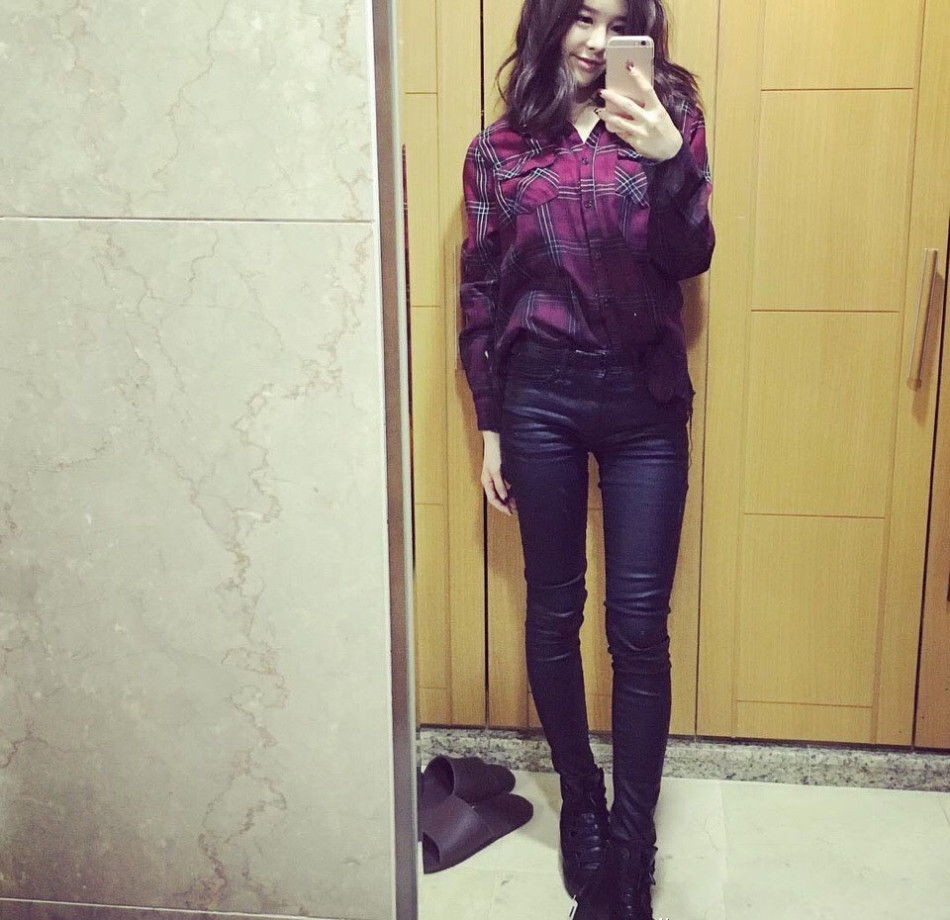 王思聪钦点女主播性感私照