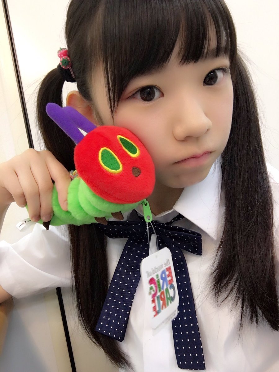 身材犯规 合法萝莉穿开胸衣