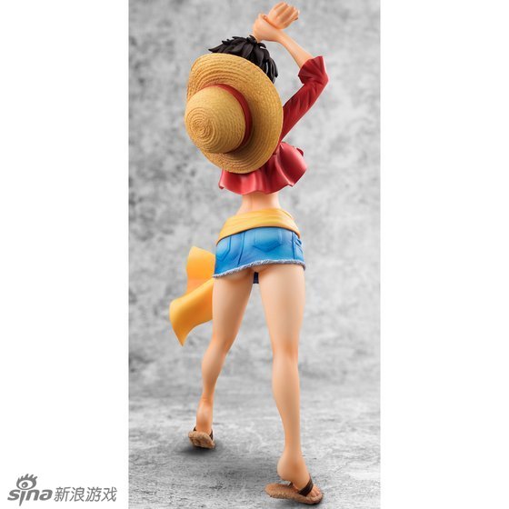 《海贼王》路飞娘化手办蜜汁性感