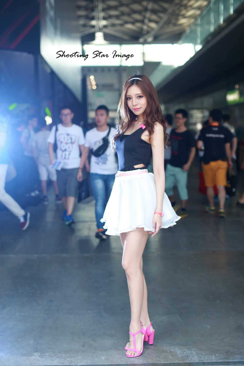 > 颜值长腿一样不少 cj2015showgirl美图欣赏