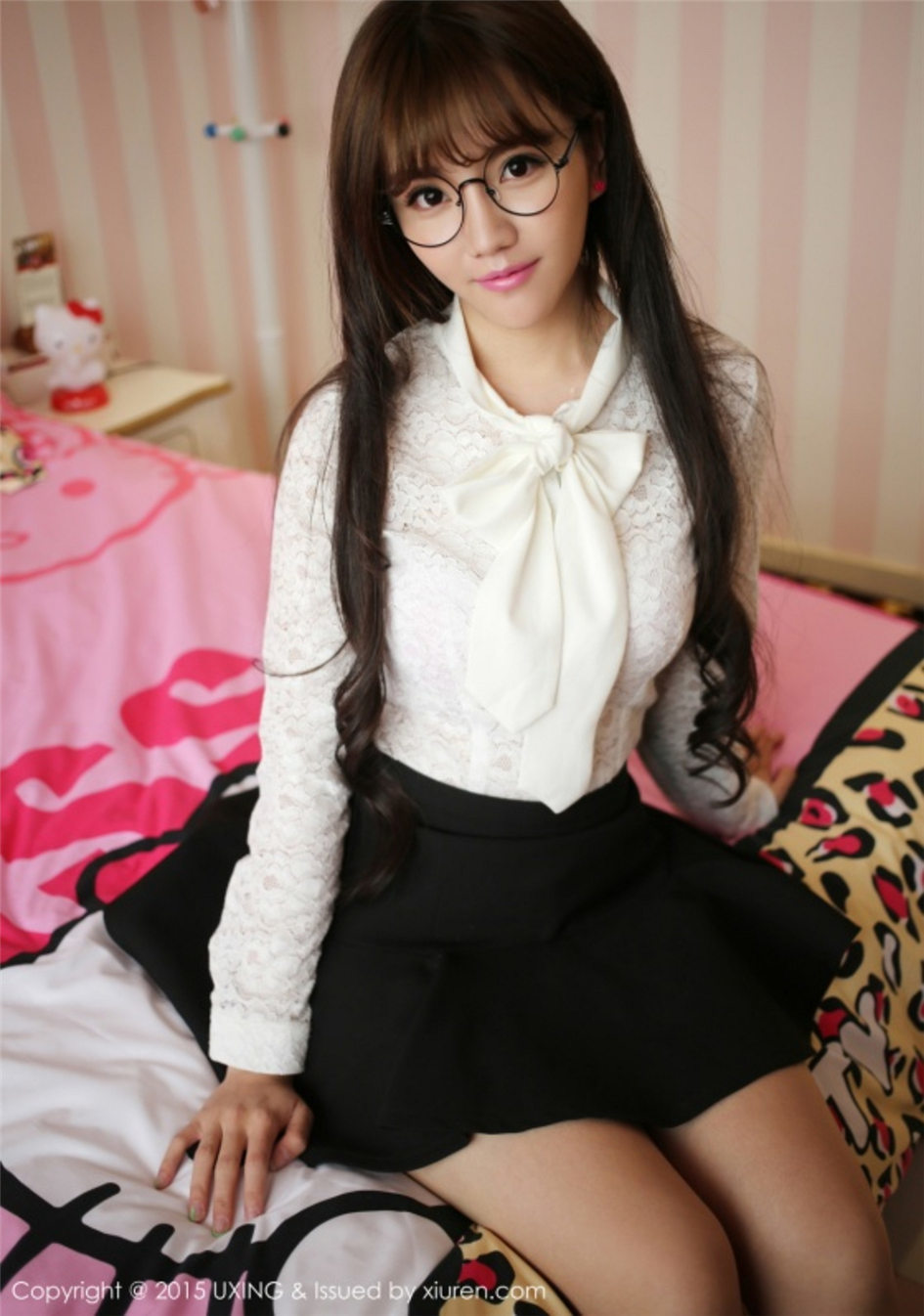 腿玩年 uzi绯闻女友晒新照