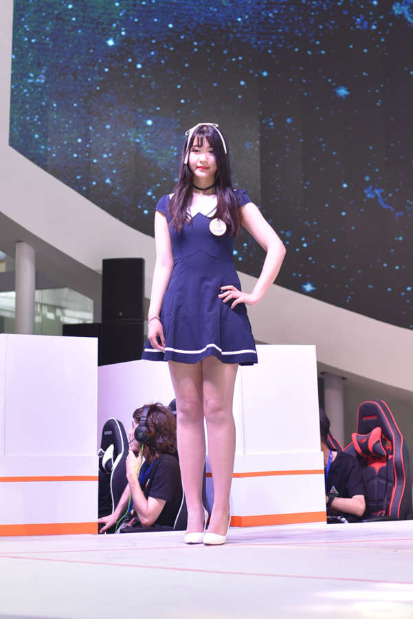 史上最严都是骗人的 showgirl美腿看不完(8)