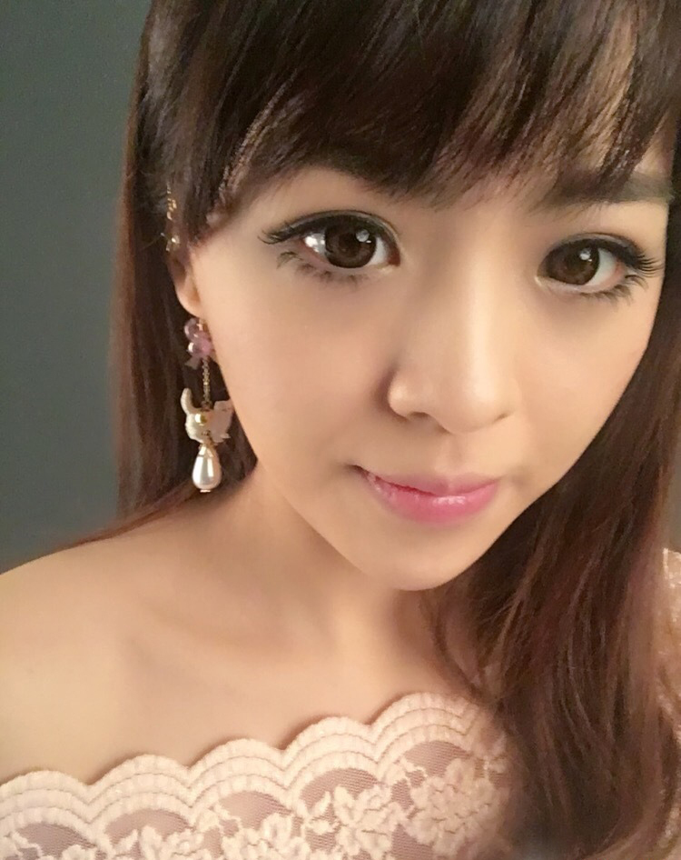 居然是lol高手 美女玩家樱桃奶桃子晒私照(25)