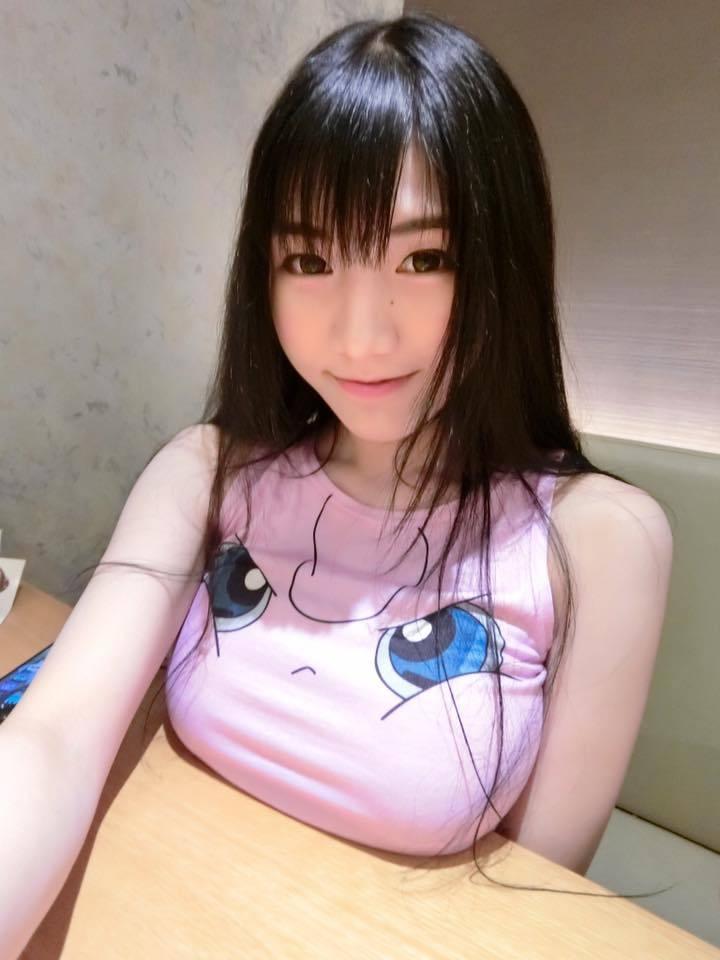 泰国正妹:把皮卡丘都撑变形了