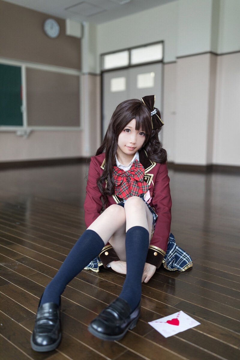 短裙日美少女coser晒照送福利