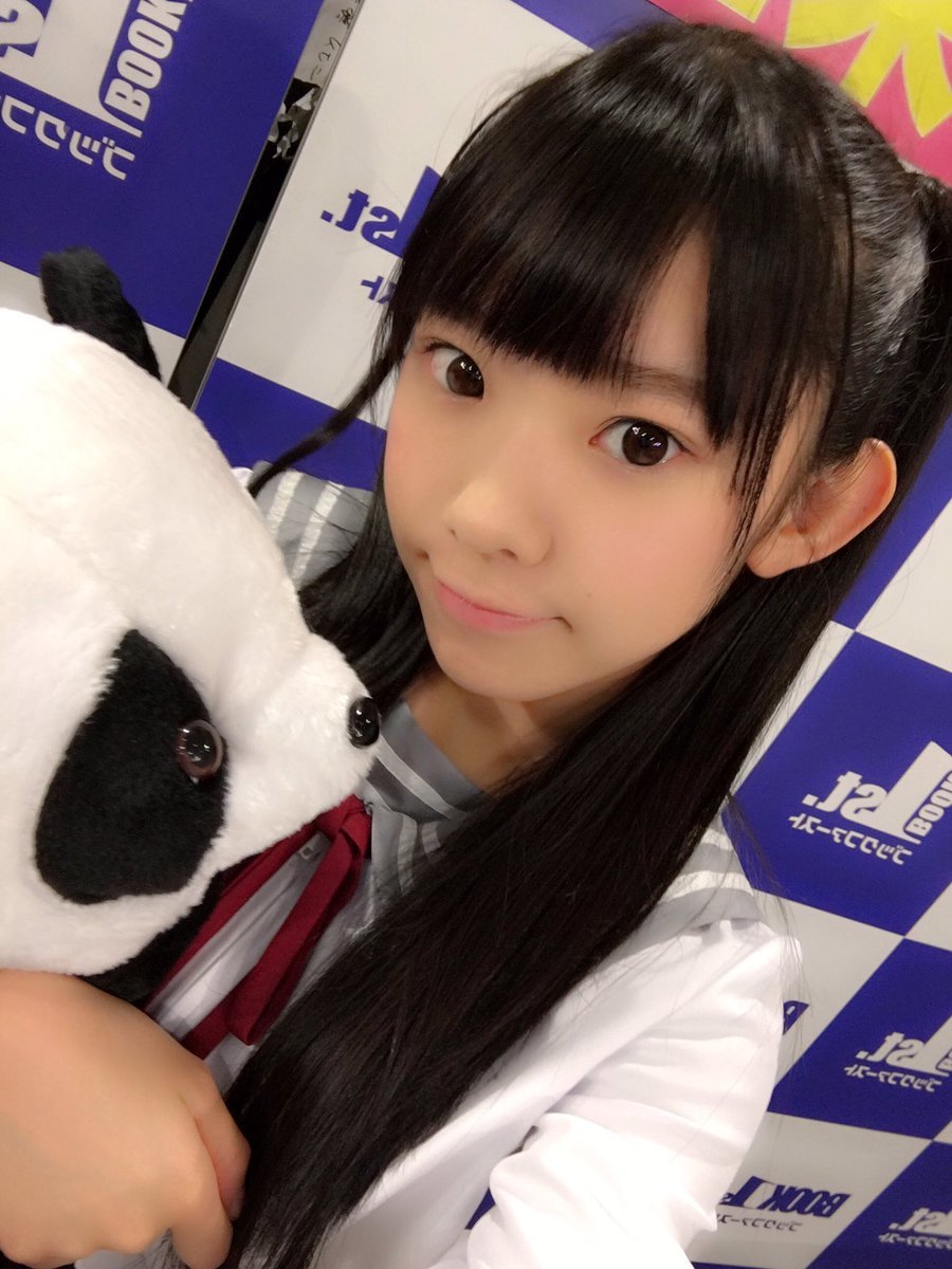 11区合法萝莉出演弱气眼镜娘