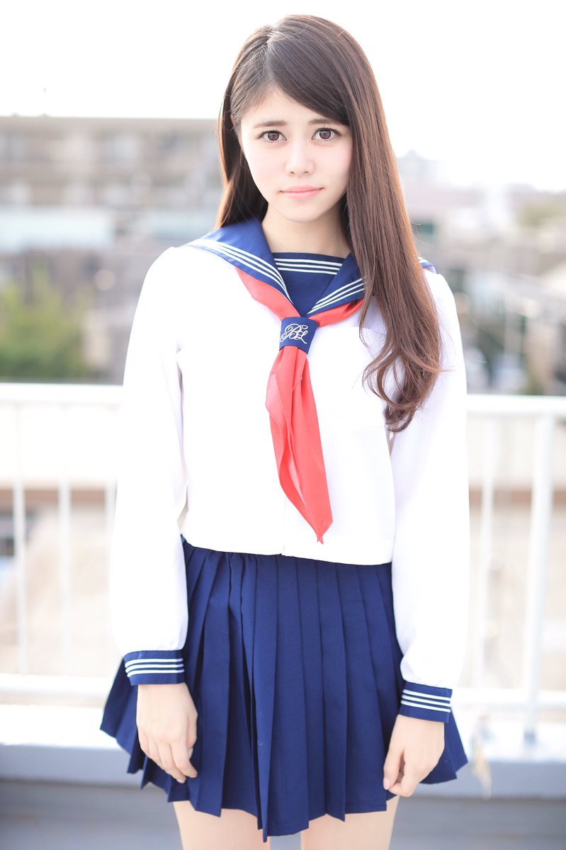 虽然志崎日向今年只有20岁,但是身材却是超龄,有着日本女神罕见的172