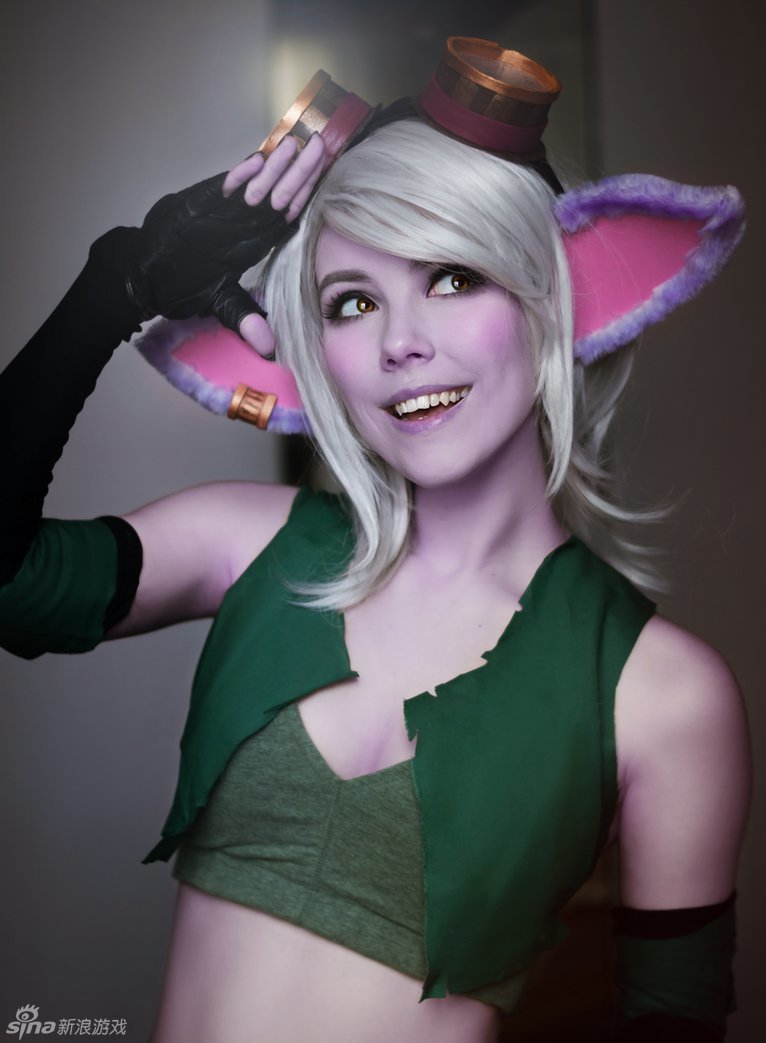 俄罗斯cosplay女王神还原lol众位英雄