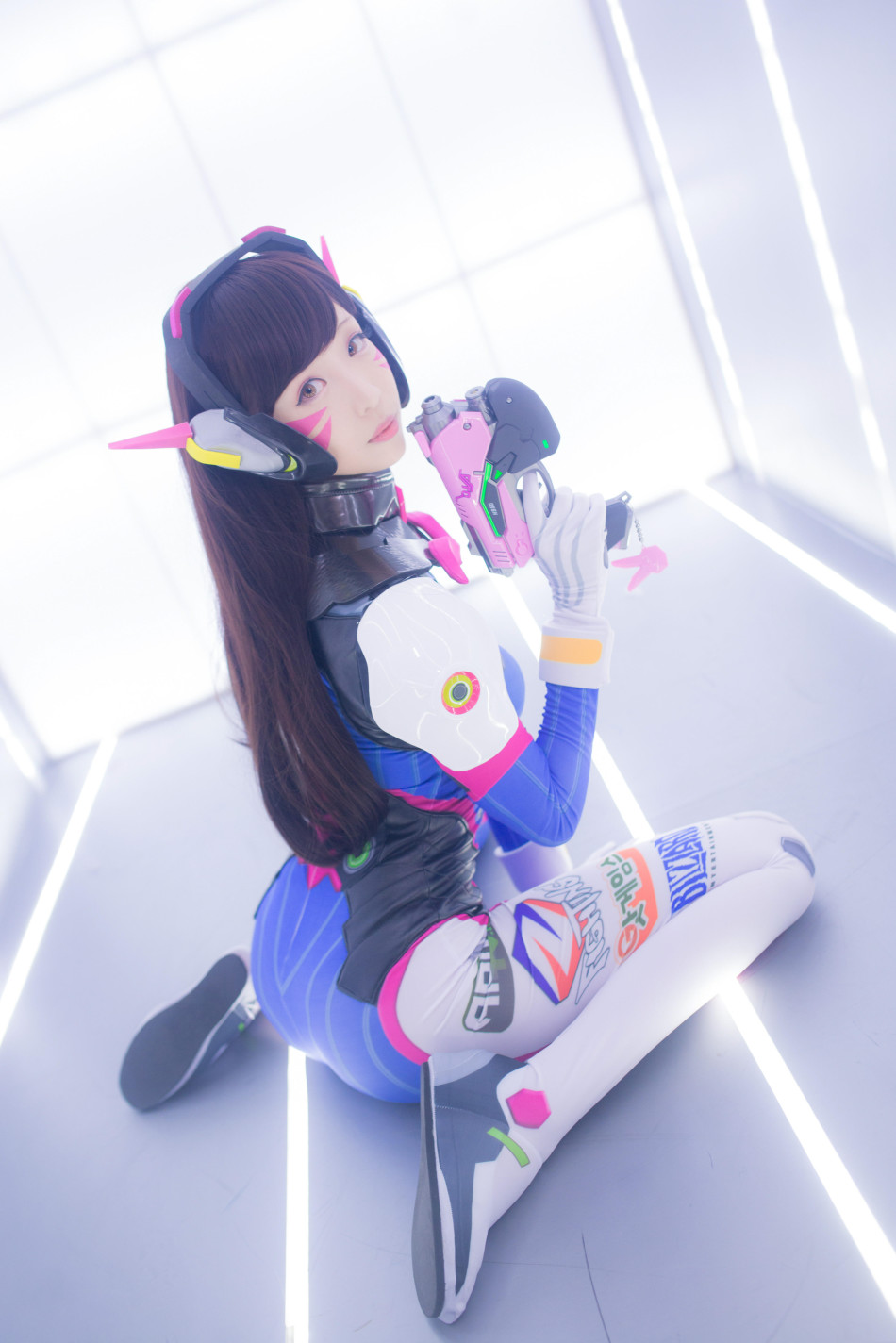 炮姐dva狂三陪你过节 天天cosplay福利美图赏