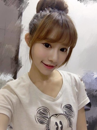 台湾游戏主播小洁晒私照面容可爱神似yurisa