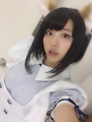 小小年纪就这么胸17岁高中少女偶像晒写真