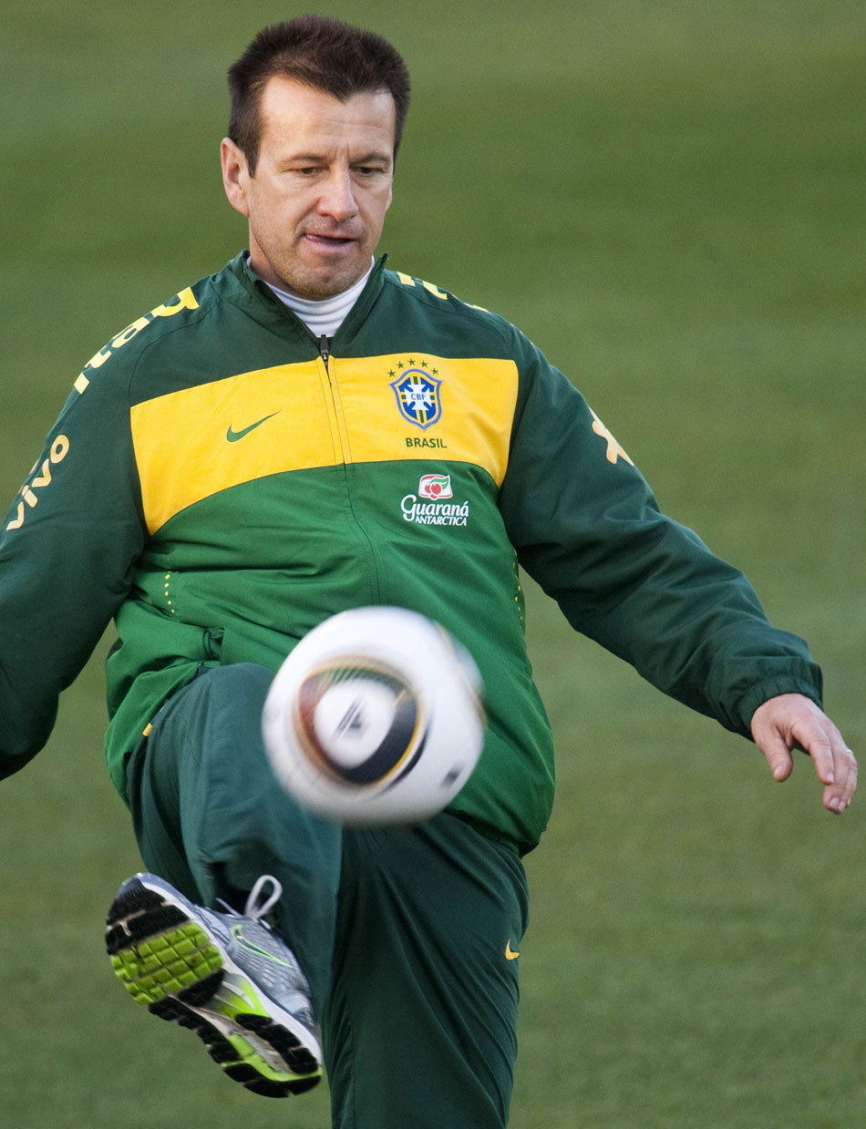 邓加玩得不亦乐乎