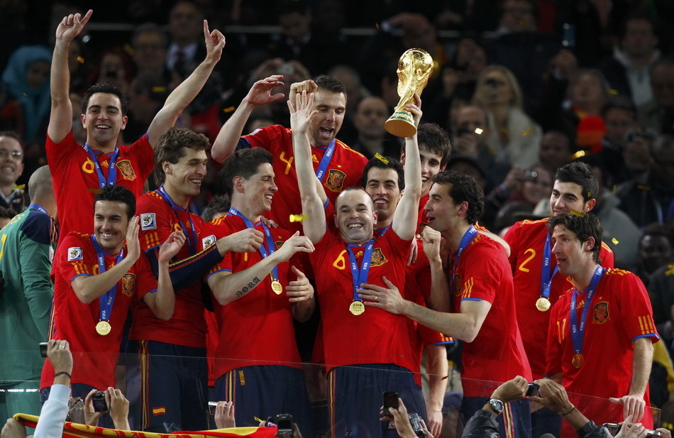 西班牙队夺得世界杯冠军