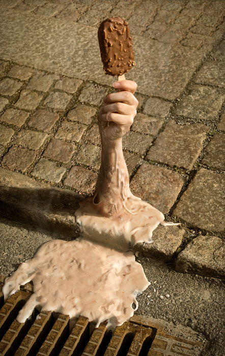 搞笑错位 创意摄影你被"骗"了吗