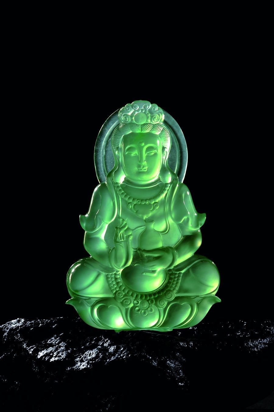 国翠神韵翡翠艺术展第二单元《百色千地》展品_高清图集_新浪网