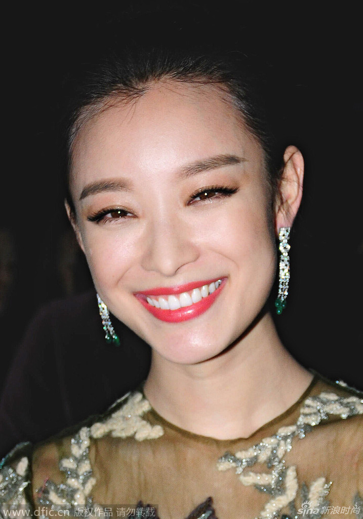 女星妆榜样vol.063:学倪妮媚眼如丝魅惑入冬