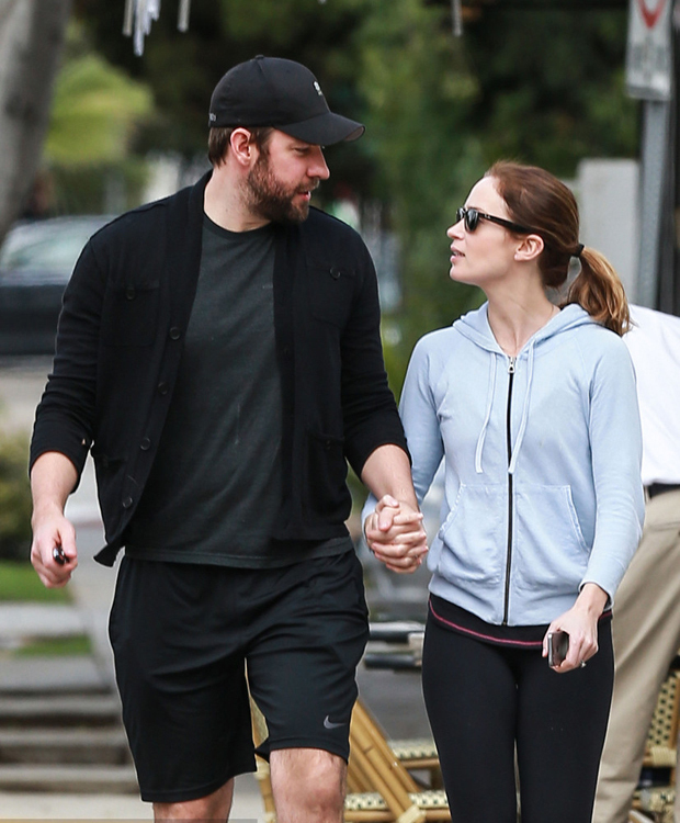 明星秀恩爱"无法无天"顶配身材惹人嫉