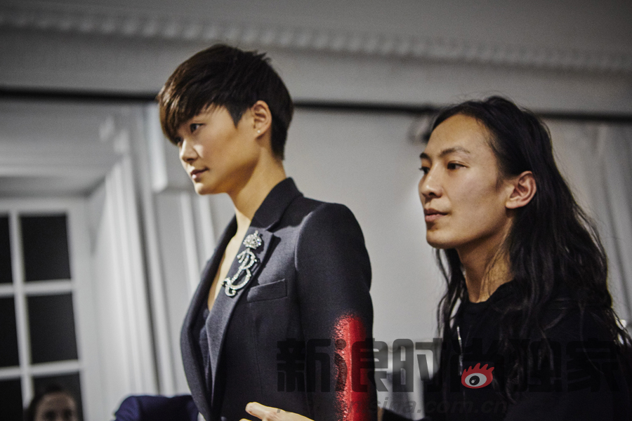 李宇春×王大仁:balenciaga试装独家大探班_高清图集_新浪网