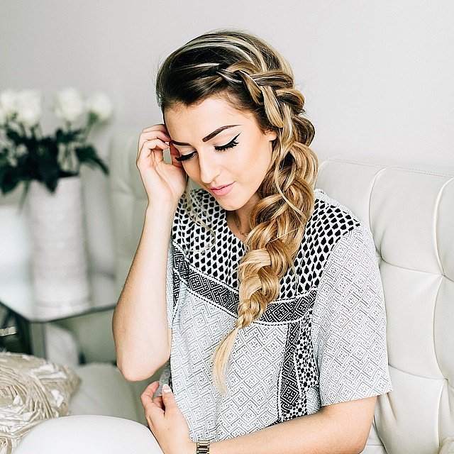 荷兰发辫: 荷兰发辫是不少明星都爱不释手的发型之一,就好似是瀑布一