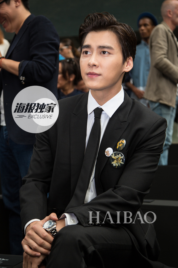 男装周我们就看鲜肉!看男星如何捣鼓发型