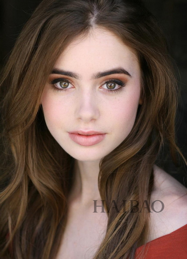 真正的粗眉小公主丽莉·柯林斯 (lily collins) 从出道以来就保持了