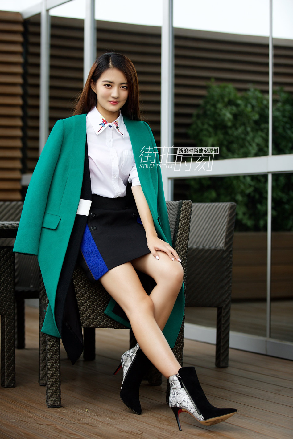 街拍时刻 "90后甜心"徐璐夏日魔幻11连拍