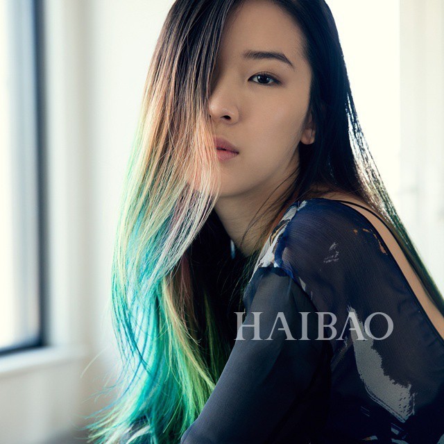 明星中相当流行,不过因为亚洲人的个性,五官,肤色等问题,彩色头发被