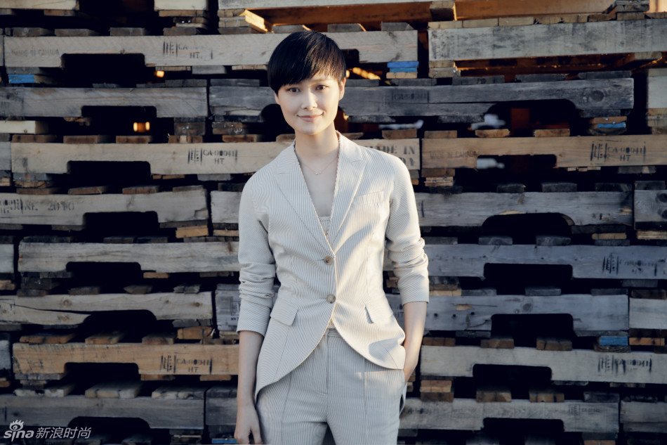 李宇春出席Givenchy秀