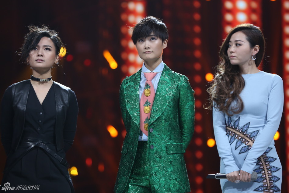 十年过去了,李宇春周笔畅张靓颖05超女三强各自已经变化很多,三人感慨