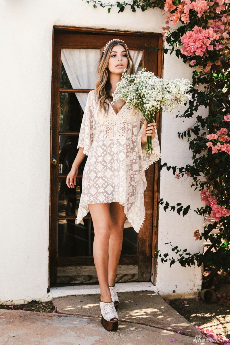 嫩模卡米拉最新内衣大片 白色头纱性感美娇娘