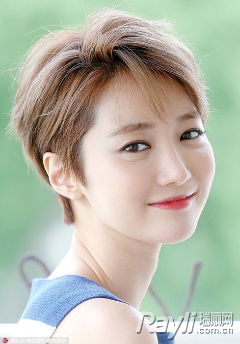 get明星超爱的baby碎刘海 秒回18岁!