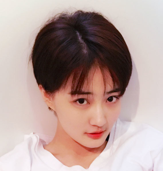 女星同款活力短发你剪你也美