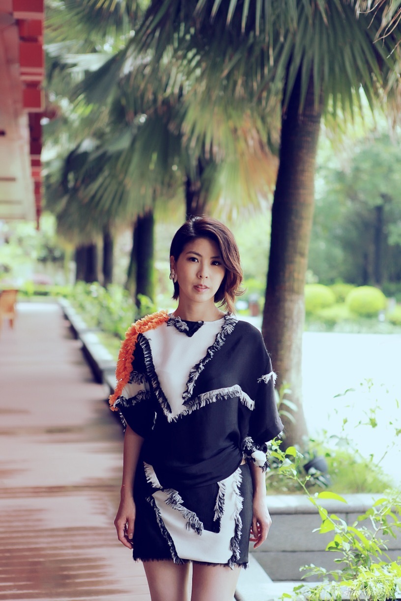 许茹芸定居韩国韩范儿 小身材穿出大长腿