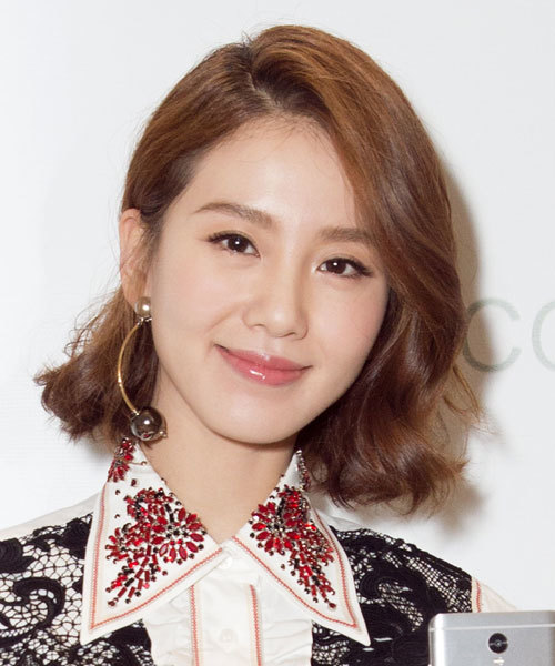 偏分的灵动lob头,潮女都在这样梳.