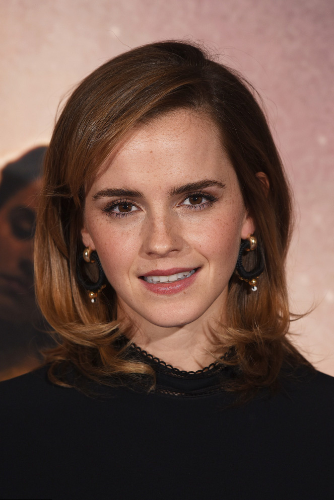 艾玛-沃特森《美女与野兽》宣传造型美出新高度_高清图集_新浪网