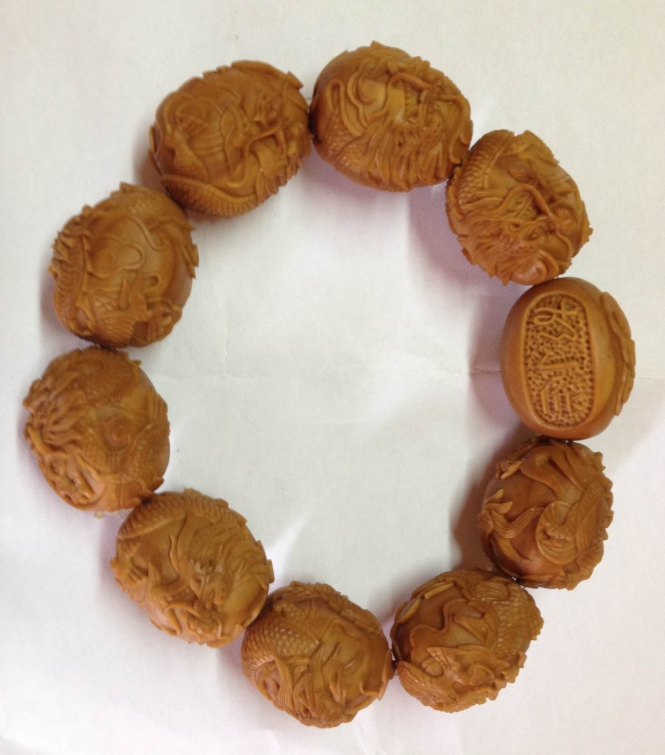 胡小兰核雕作品欣赏