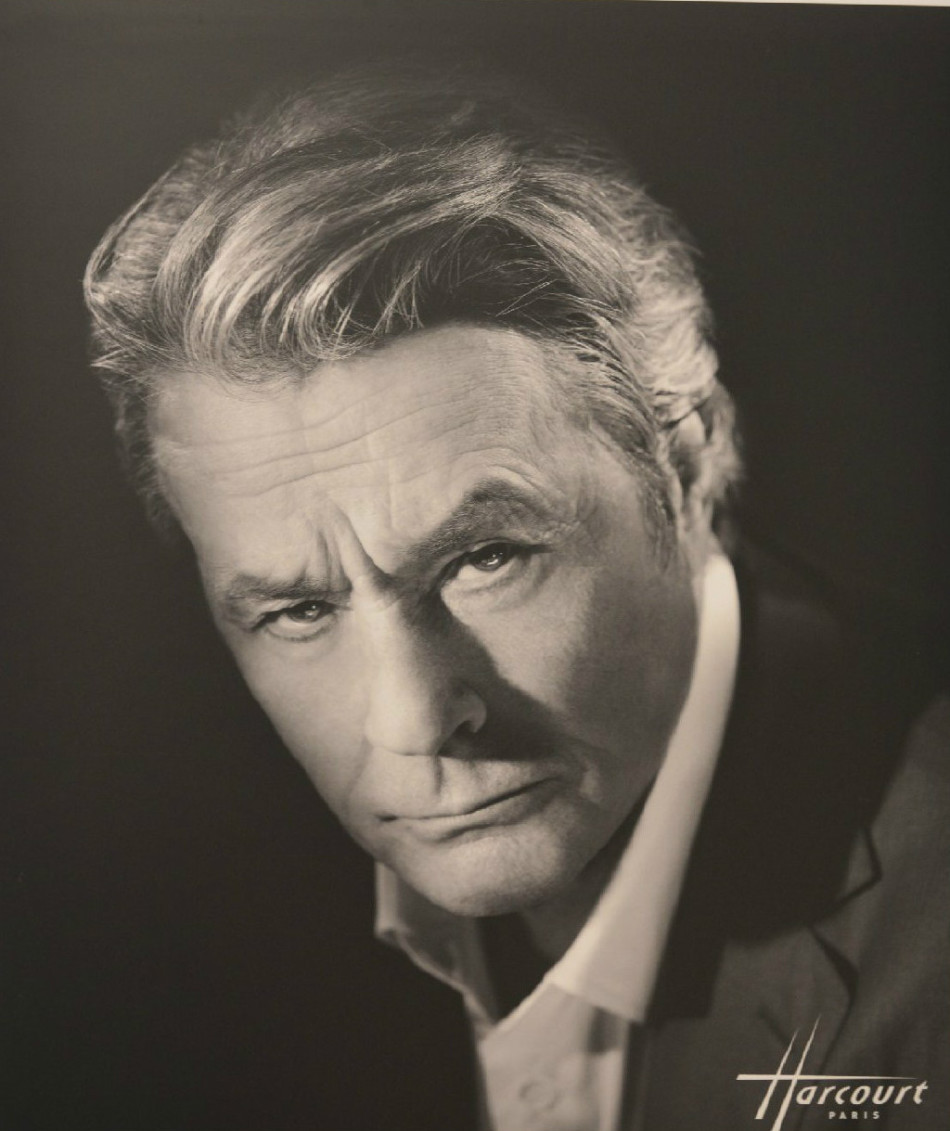 "巴黎雅顾摄影工作室80周年"摄影展为中国观众所精选的中外名人黑白