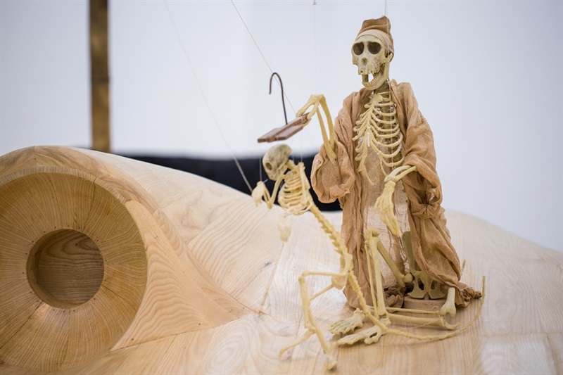 2015年9月26日-2016年2月16日,"蛇杖 ii — 黄永砅国际巡回展"在红砖