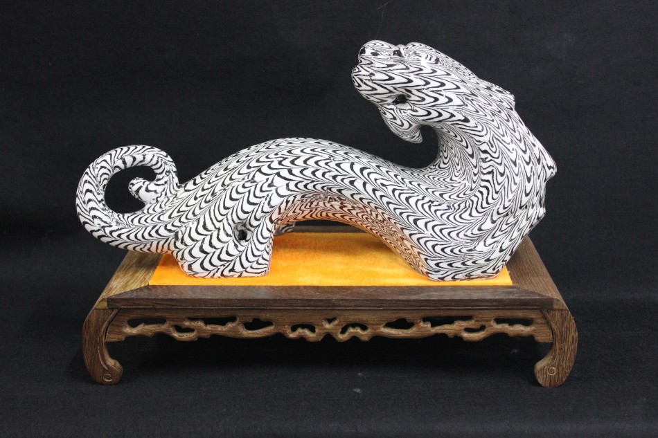 柴占柱绞胎瓷作品鉴赏