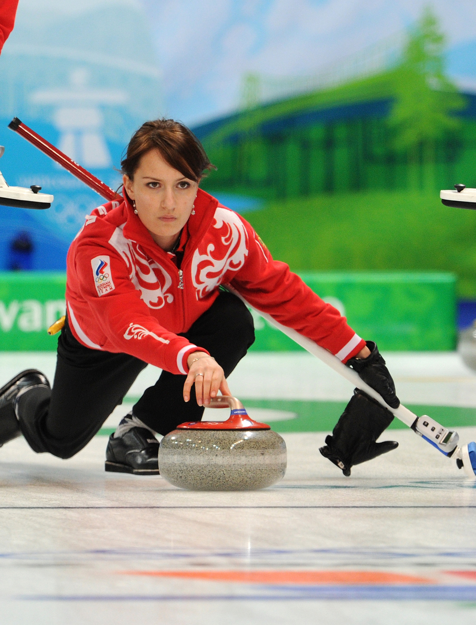 俄罗斯女子冰壶"美女杀手"——主将希多洛娃_高清图集_新浪网