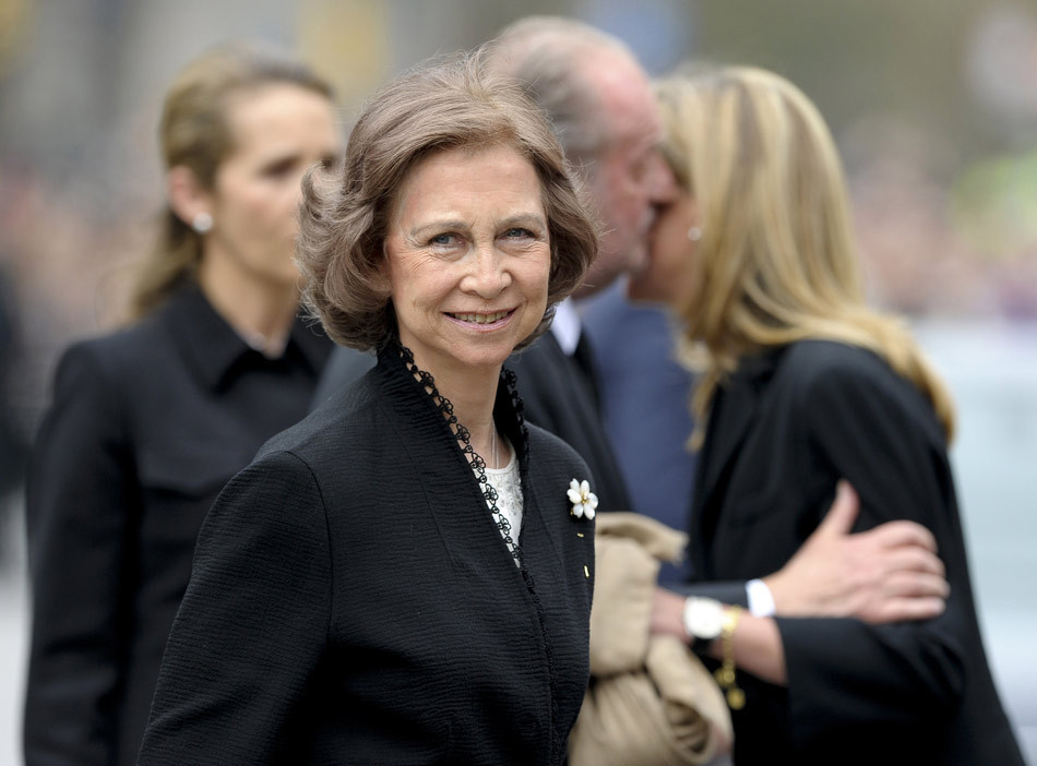 > 萨马兰奇葬礼正式举行