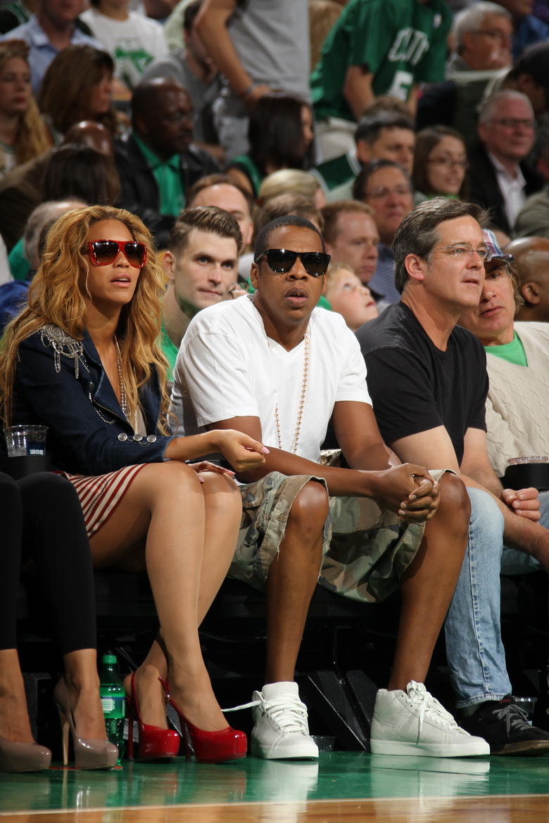 jay-z携碧昂斯观战骑士绿军_高清图集_新浪网