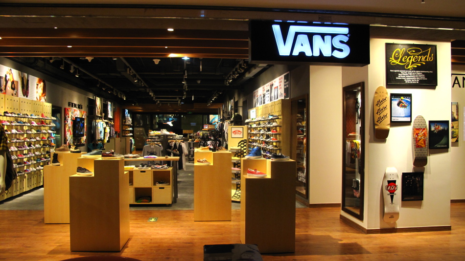 vans中国首家旗舰店隆重开幕_高清图集_新浪网