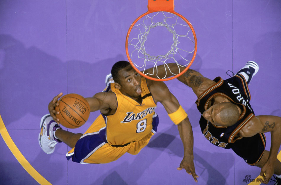 科比百大灌篮秀_高清图集_新浪网