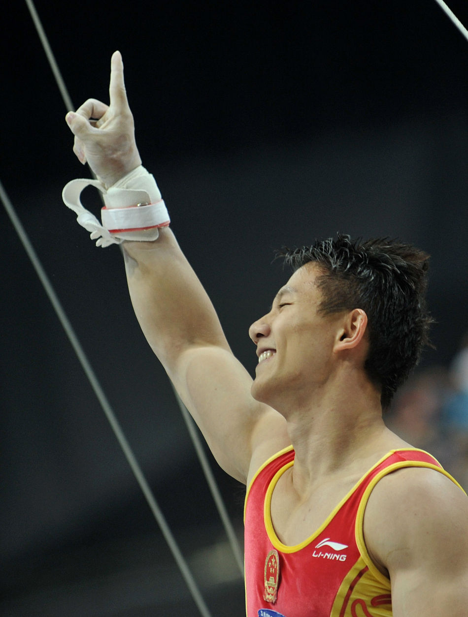 体操世锦赛陈一冰吊环夺冠_高清图集_新浪网